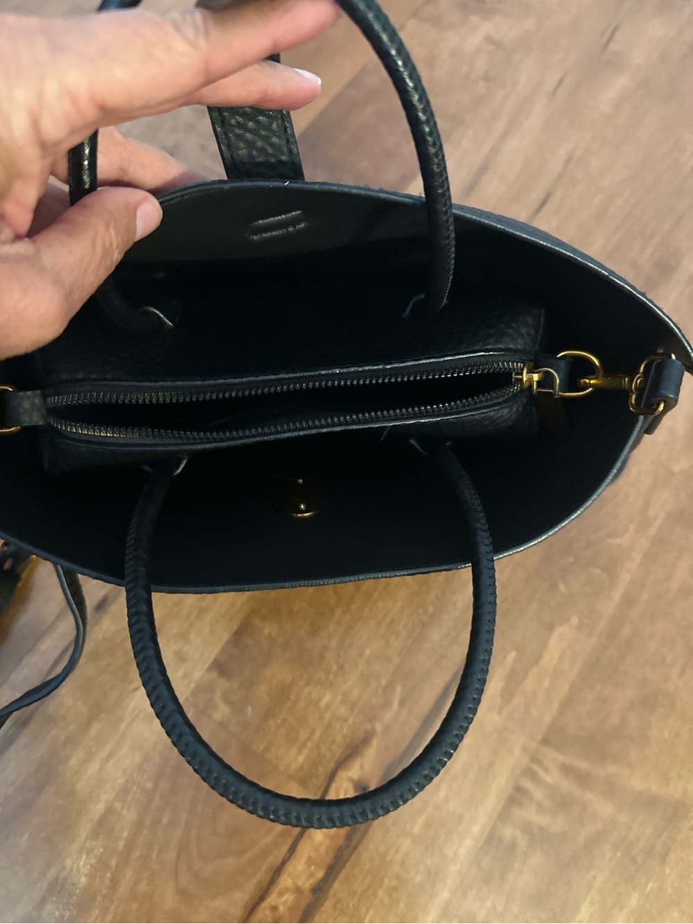 Black Structured Satchel Crossbody Bag Gold Hardware Top Handle - Picture 5 of 8